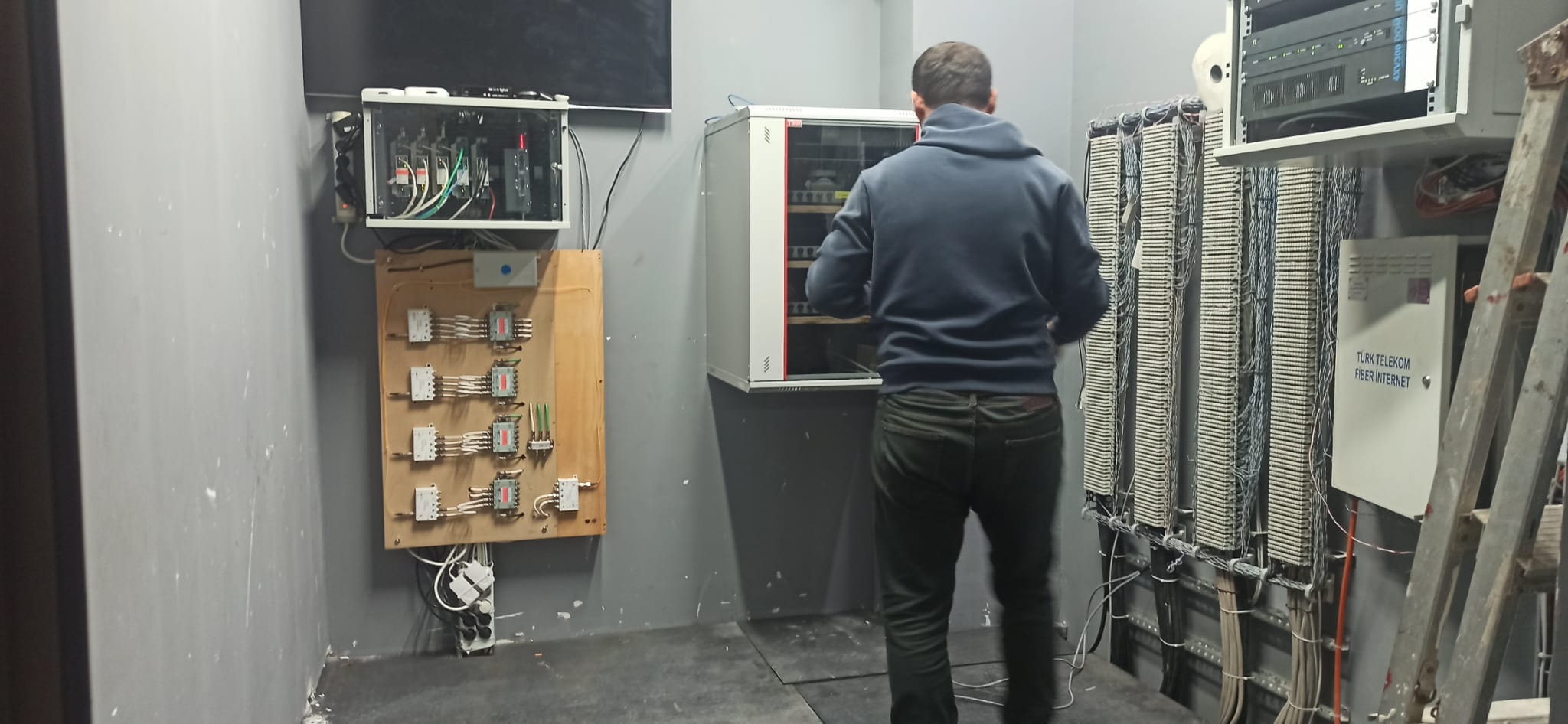 otel tv merkezi sistem, ip tv kurulumu, fiber sonlandırma, network kurulumu